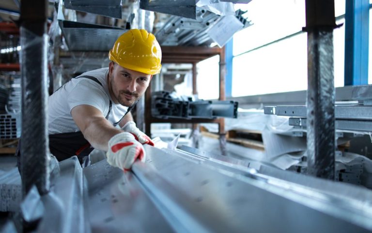 Precisión en estructuras de pailería